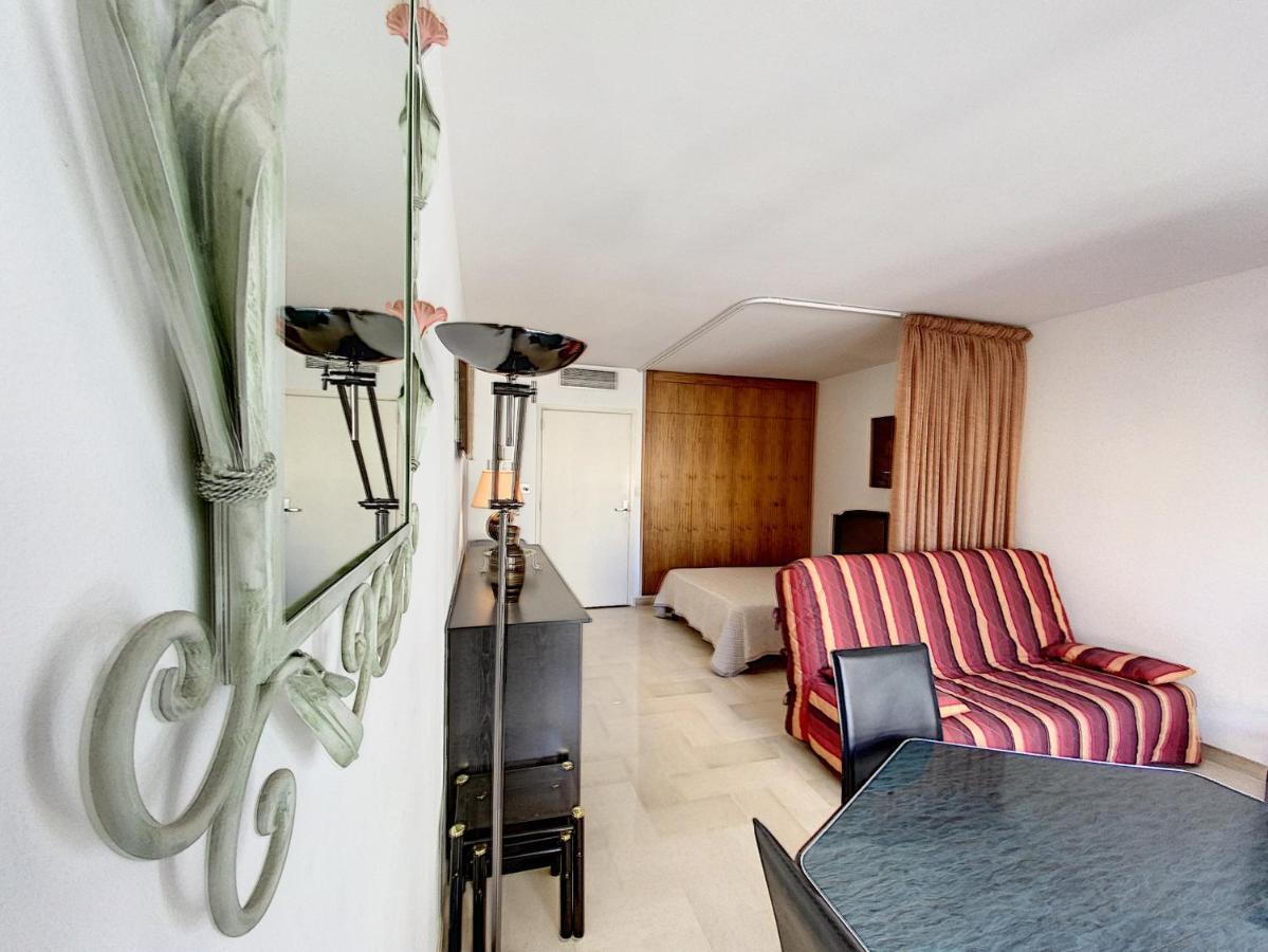 Apartment Gray D'albion Bon500