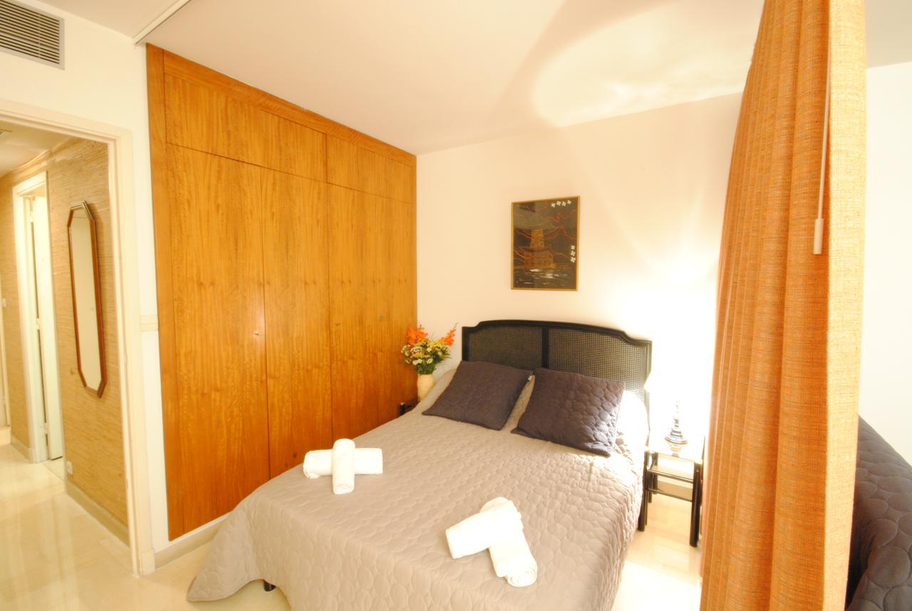 Gray D'albion Bon500 Apartment